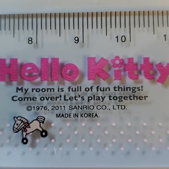 Hello Kitty Ruler - Picture 3 of 3
